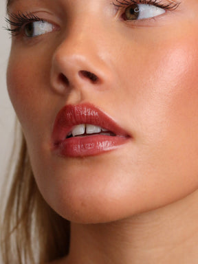 Barely Toasted Lip Buffer